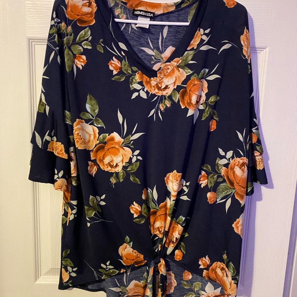 Navy floral Blouse